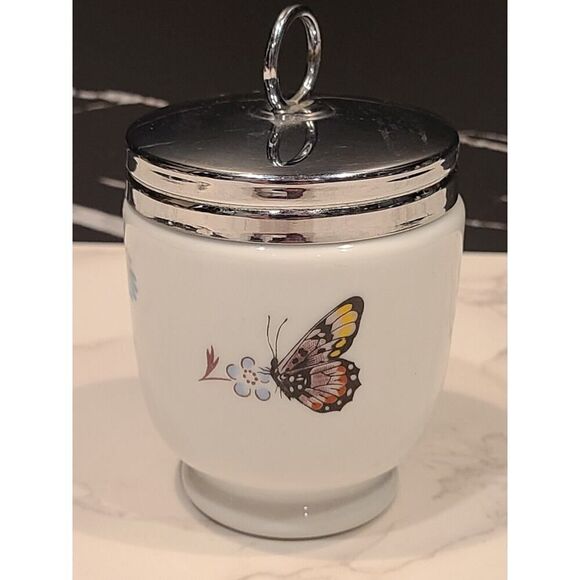 Royal Worcester Strawberry Fair King Size Egg Coddler 4" England, GUC Flaw * - Picture 6 of 9